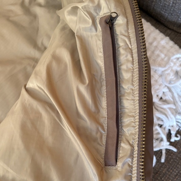 BNWOT Eddie Bauer 1936 Skyliner Model  Quilted Jacket Down - Picture 8 of 13